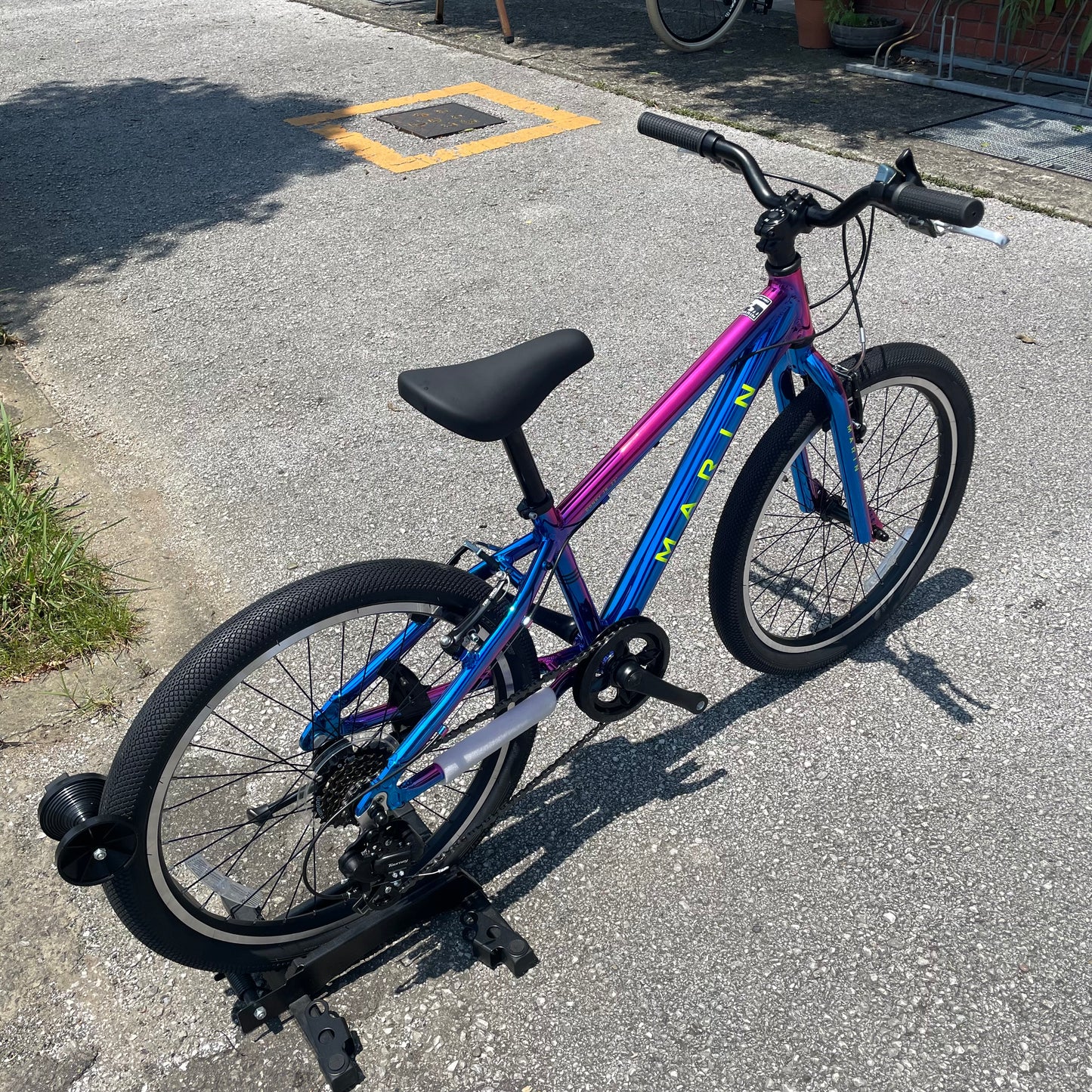 DONKY JR 22 LTD Galaxy