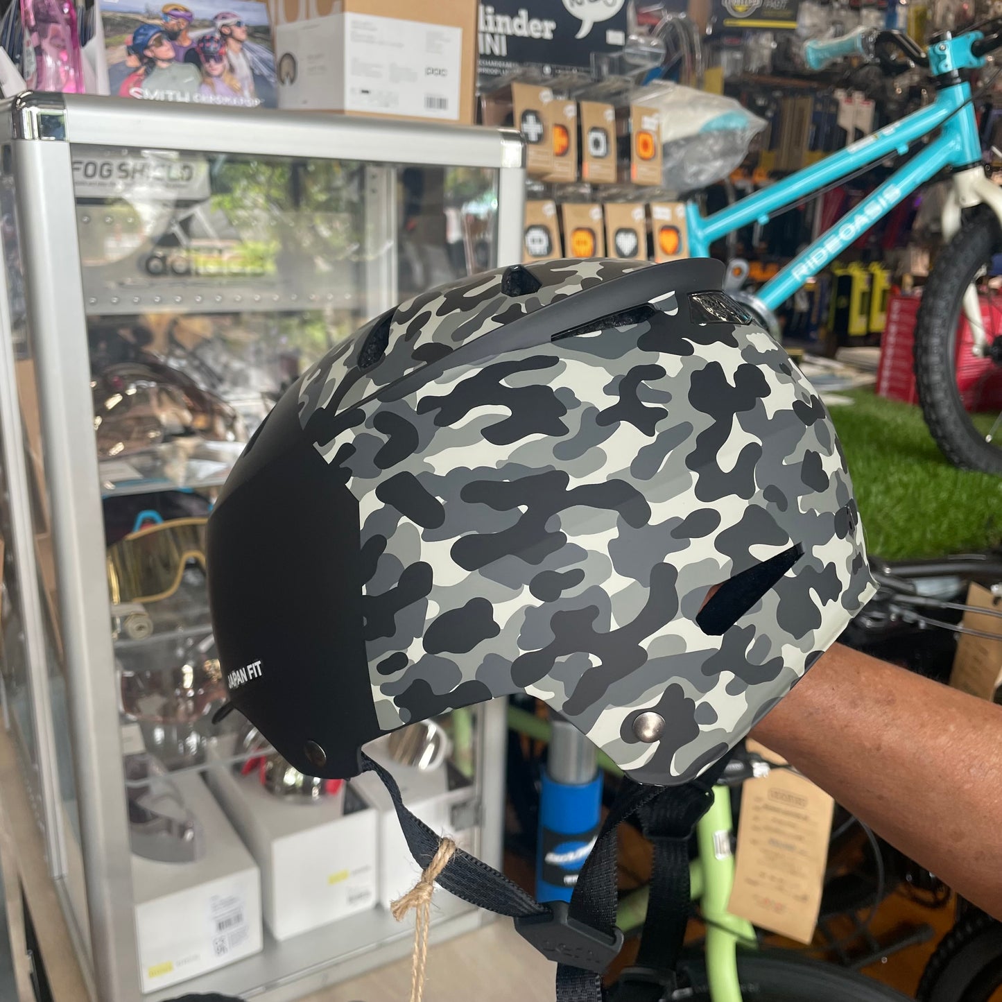 HENDRIX HARD HAT