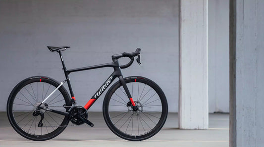 GARDA Black/Red