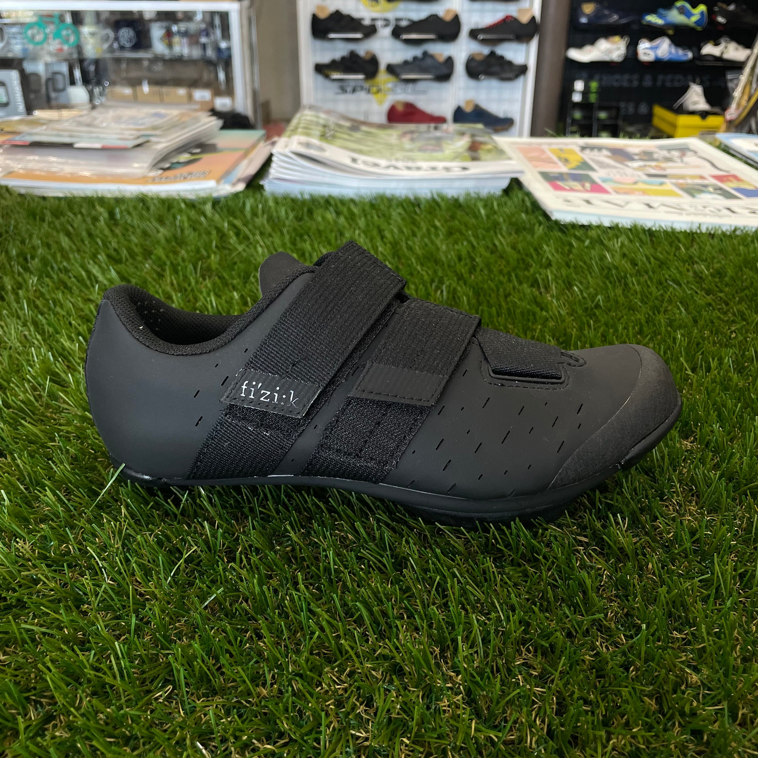 FIZIK – Cycling Shop ヤマネ ~ 高知の自転車専門店