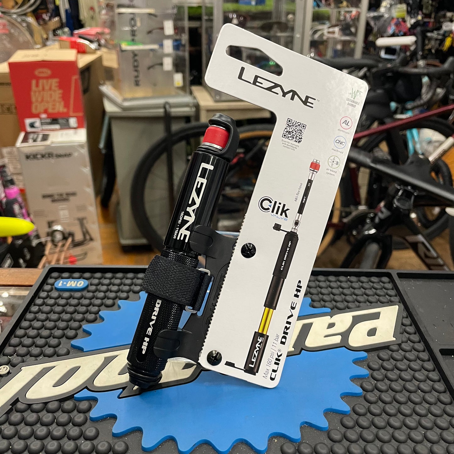 CLIK VALVE by Lezyne