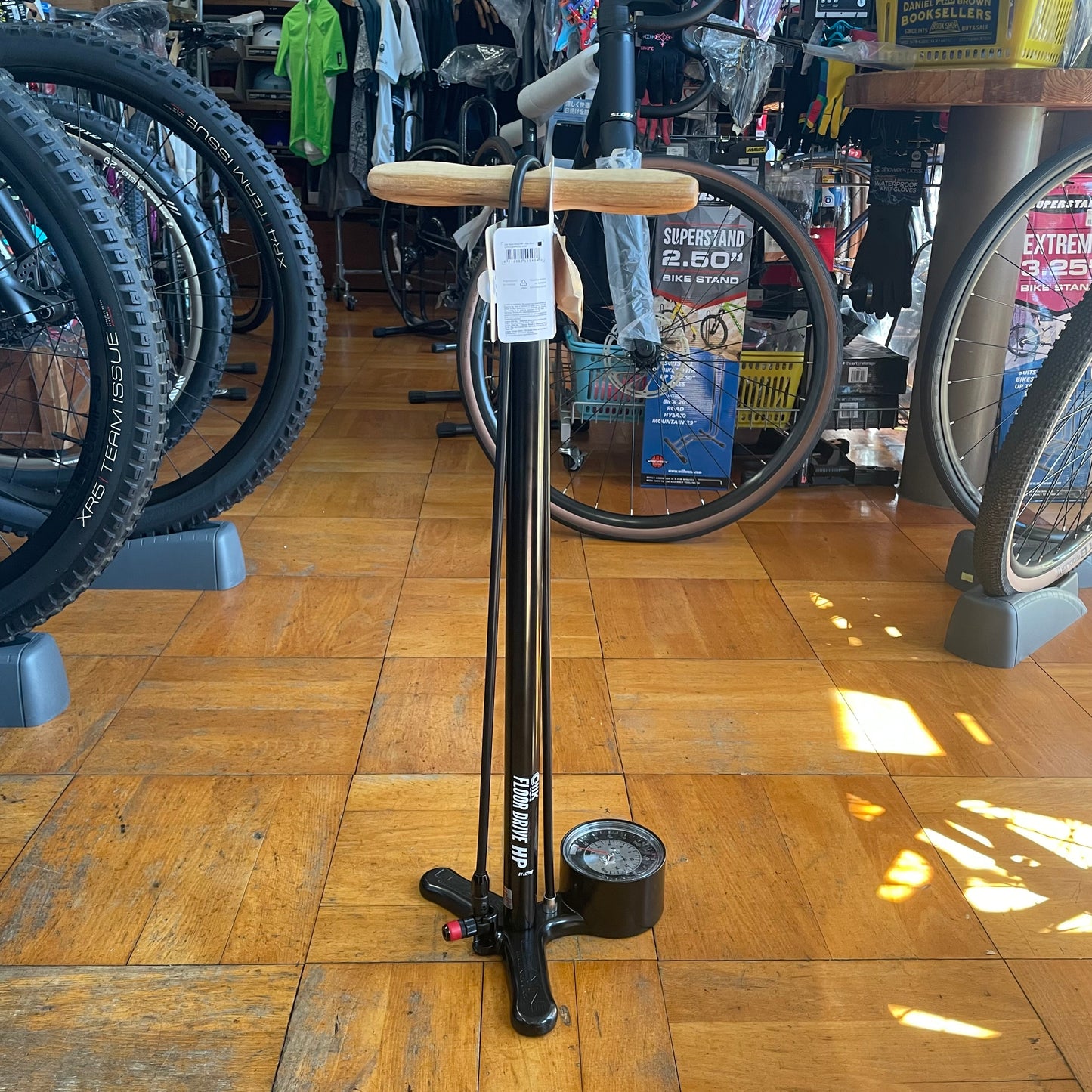 CLIK VALVE by Lezyne