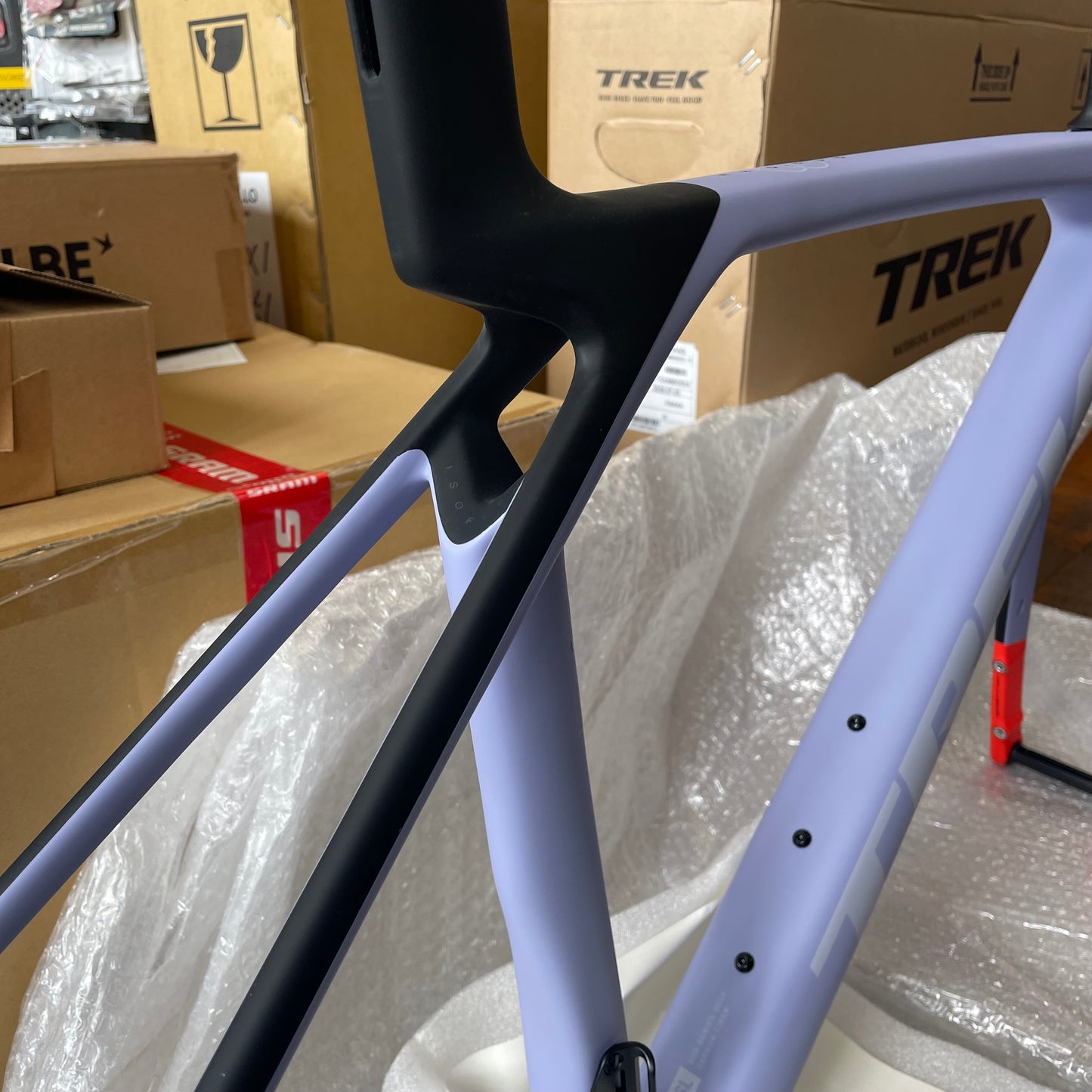 Madone SL Gen 8 Frameset Lavender