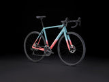 TREK EMONDA ALR 5 Azure Blue to Living Coral Fade- トレック エモンダALR5 ブルーピンクフェイド ディスクブレーキロードバイク - 高知の自転車専門店 Cycling Shop ヤマネ