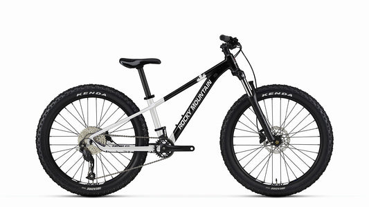 GROWLER JR 24 Black & White