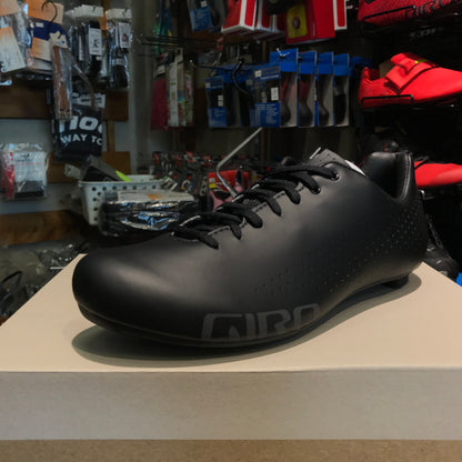 EMPIRE Black